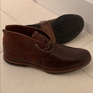 Timberland brown Chukka Boots